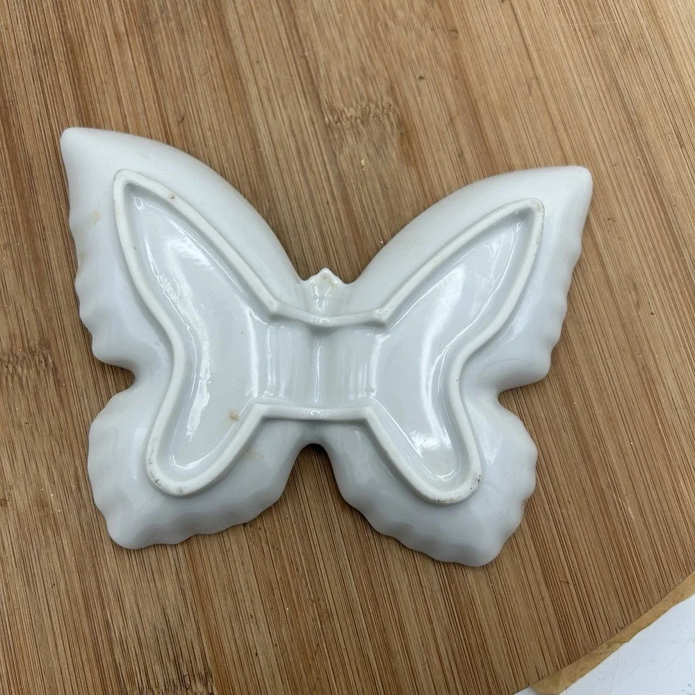 Vintage White Porcelain  Butterfly Shaped‎ Trinket Tray,  4.5 x 6 Vanity